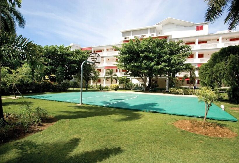 Grand Decameron Montego Beach, A Trademark All Inclusive Resort