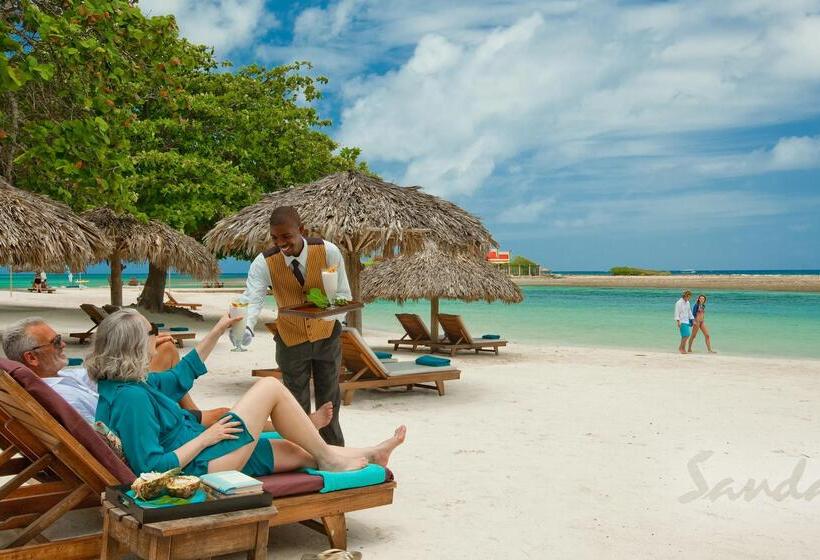 Hotel Sandals Royal Caribbean Resort & Private Island  Couples Only