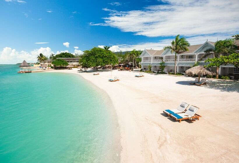 هتل Sandals Royal Caribbean Resort & Private Island  Couples Only