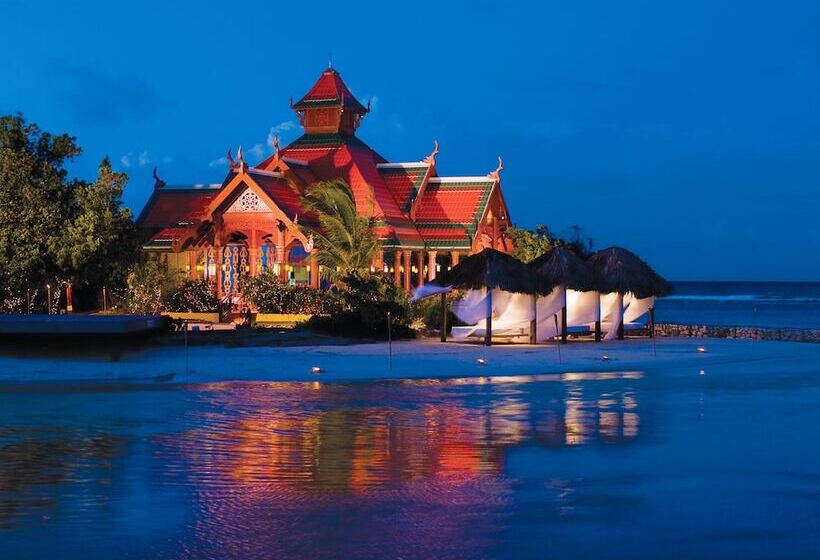 Fotos del hotel Sandals Royal Caribbean  All Inclusive Couples Only:  5