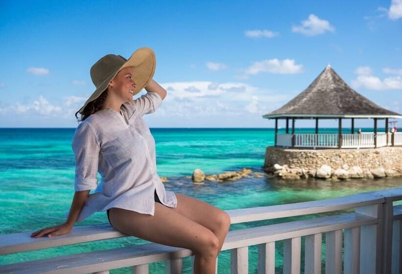 Fotos del hotel Seagarden Beach Resort  All Inclusive:  3