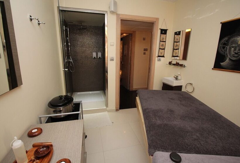 هتل Casablanca Suites & Spa