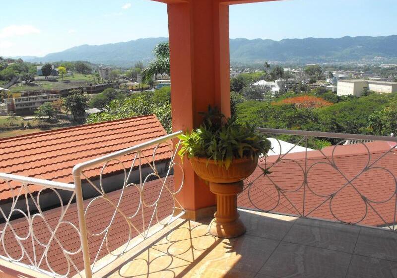 Fotos del hotel Verney House Resort:  35