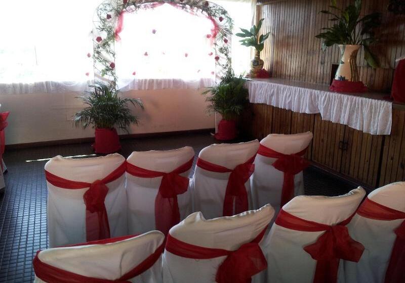 هتل Verney House Resort