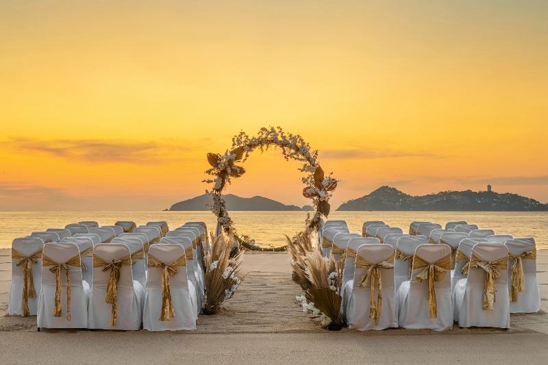 Dreams Acapulco Resorts & Spa   All Inclusive