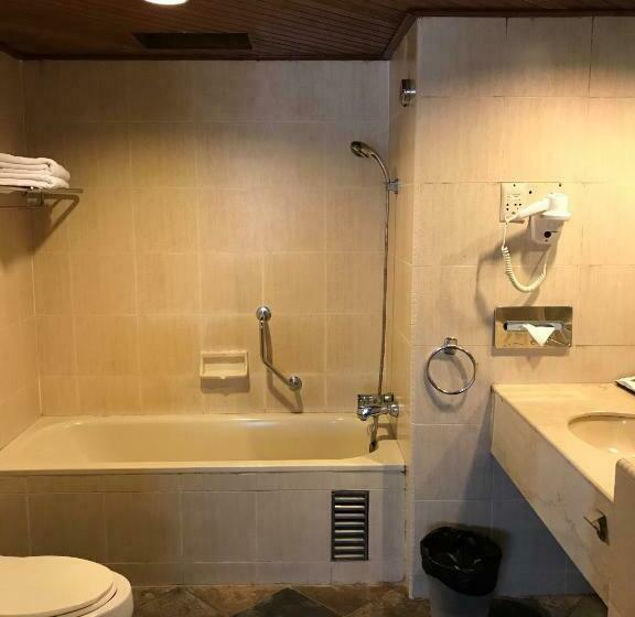 Отель Holiday Villa & Suites Subang