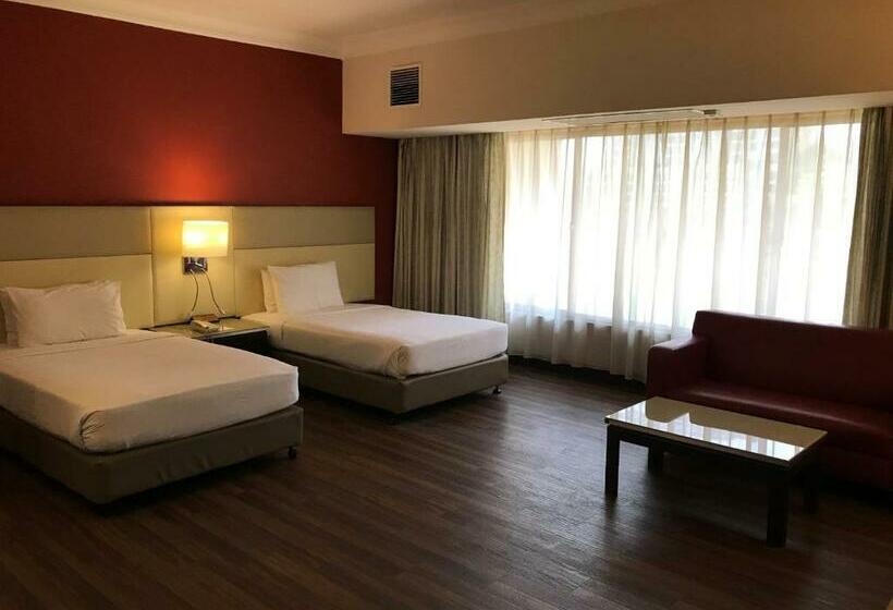 هتل Holiday Villa  & Suites Subang