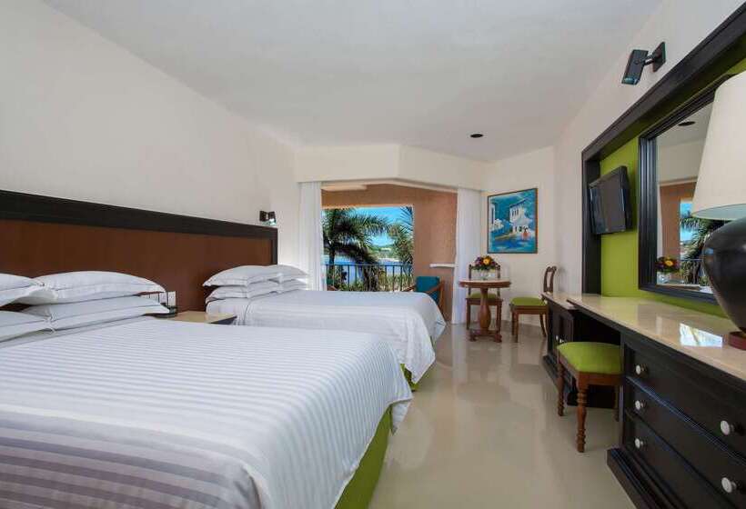 Hotel Barcelo Huatulco  All Inclusive