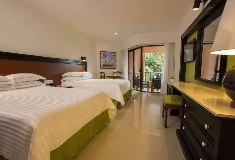 Hotel Barcelo Huatulco  All Inclusive