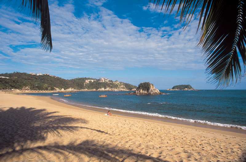 هتل Barcelo Huatulco  All Inclusive