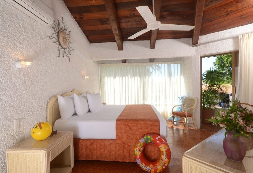 Cabo Blanco Hotel And Marina