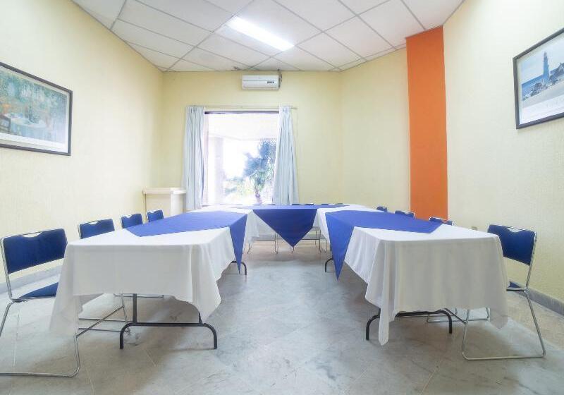Hotelli Casa Real Celaya