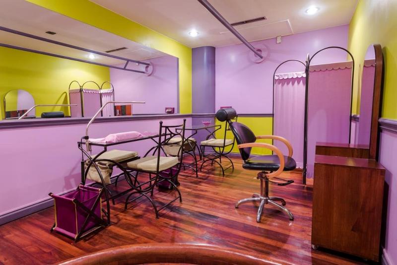 هتل Hôtel Colbert   Spa & Casino