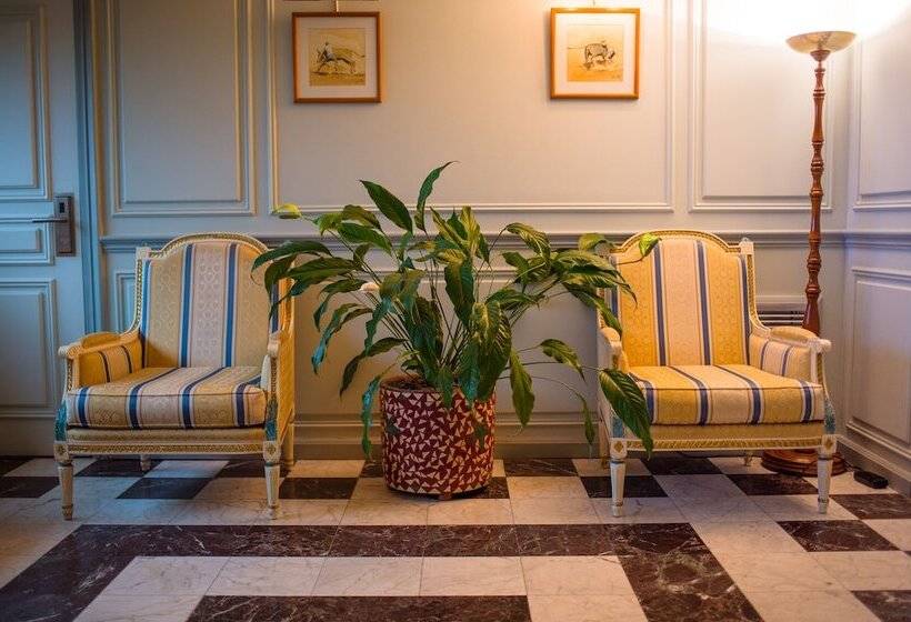 هتل Hôtel Colbert   Spa & Casino