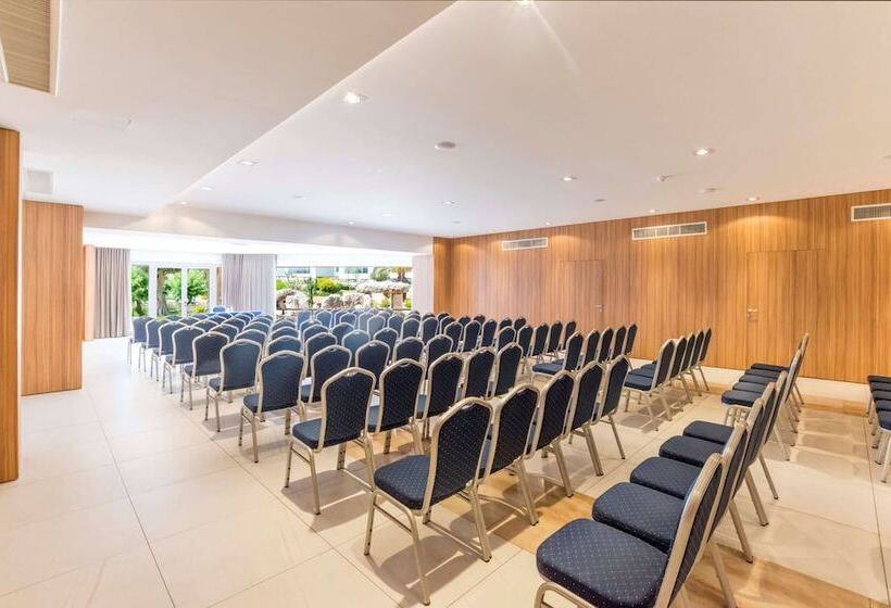 هتل Doubletree by Hilton Malta