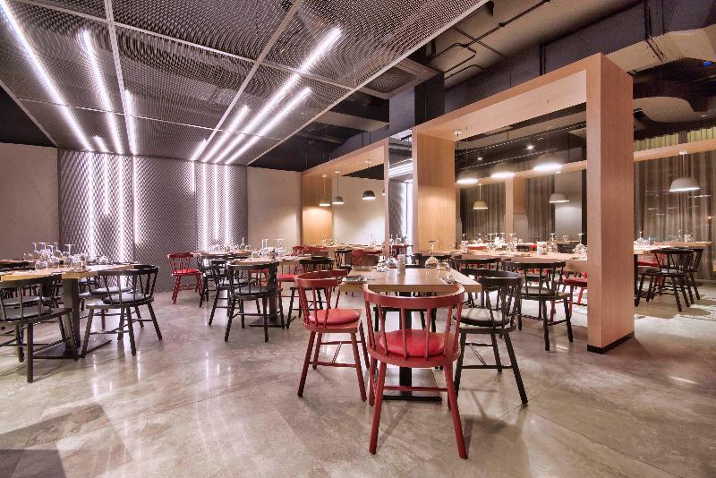 هتل Doubletree by Hilton Malta