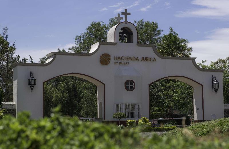 هتل Hacienda Jurica By Brisas