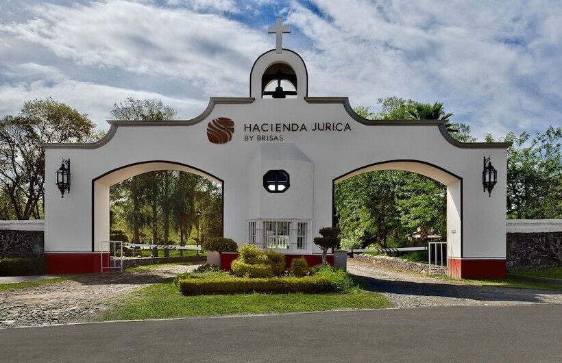 هتل Hacienda Jurica By Brisas