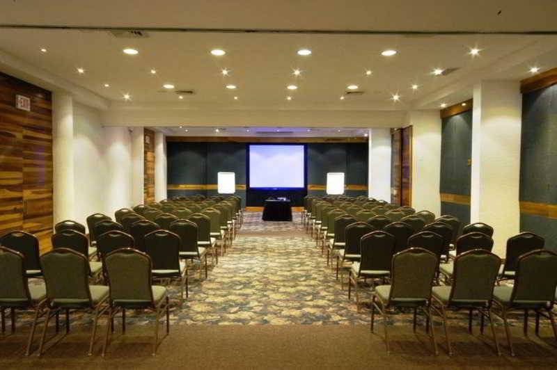 هتل Holiday Inn Resort Los Cabos All Inclusive