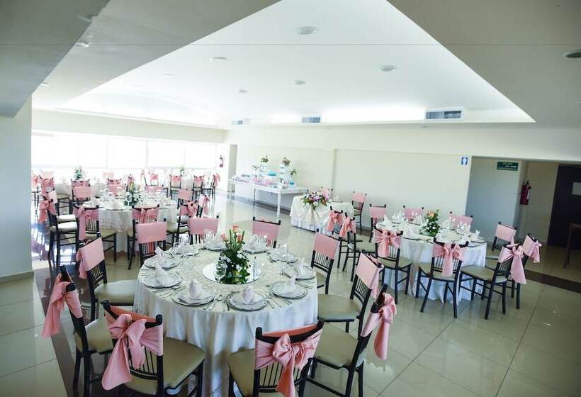 هتل Howard Johnson By Wyndham Veracruz
