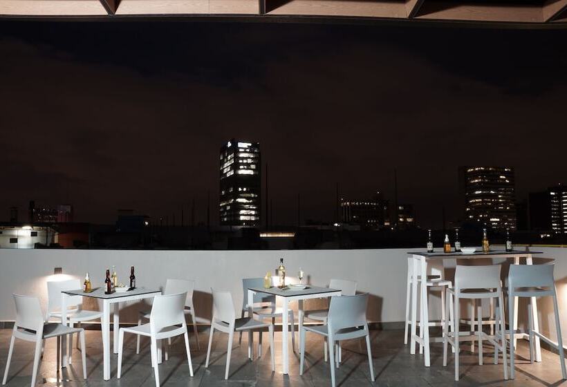 Fotos del hotel Isaaya Hotel Boutique By Wtc:  16