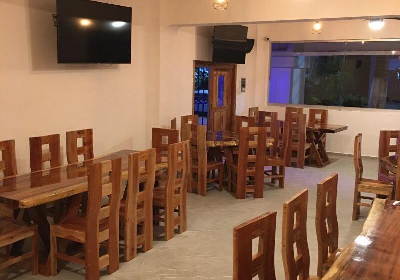 Fotos del hotel Maria De Lourdes:  17