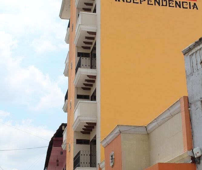 هتل Plaza Independencia