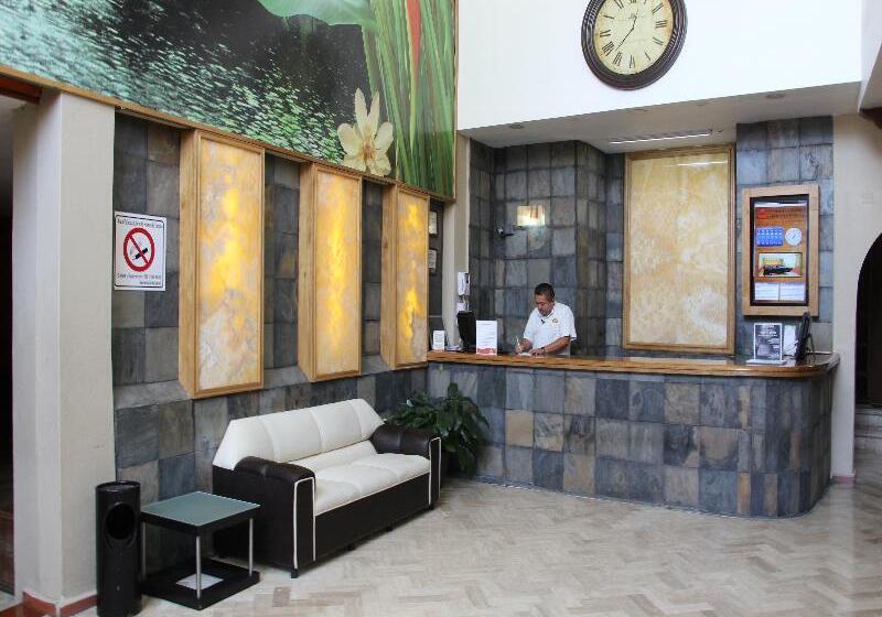هتل Plaza Independencia
