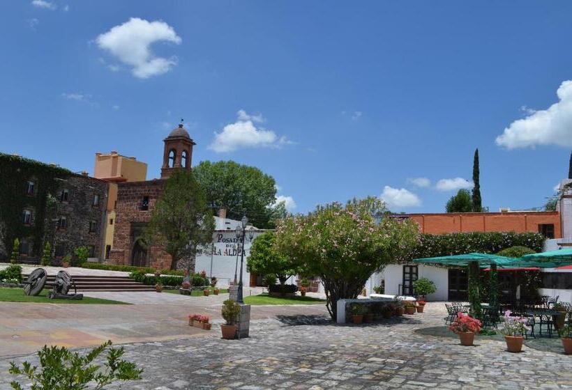 هتل Posada De La Aldea
