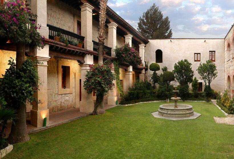 Отель Quinta Real Oaxaca