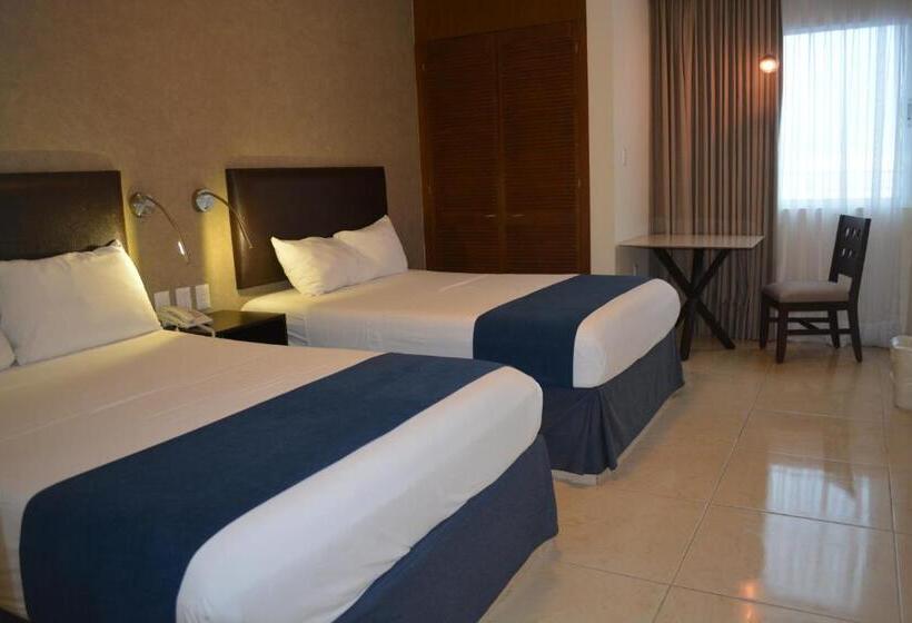 Fotos del hotel Ruiz Milán:  3