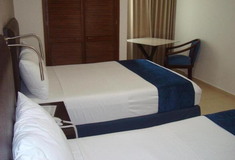 Fotos del hotel Ruiz Milán:  9