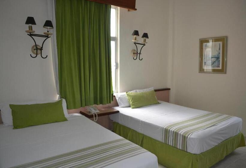 Fotos del hotel Ruiz Milán:  10