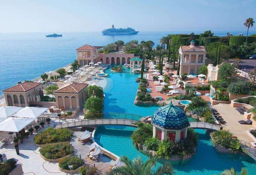 Monte Carlo Bay Hotel & Resort