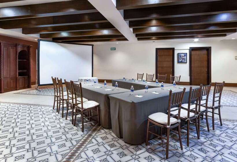 Fotos del hotel Quality Inn & Suites Saltillo Eurotel:  21