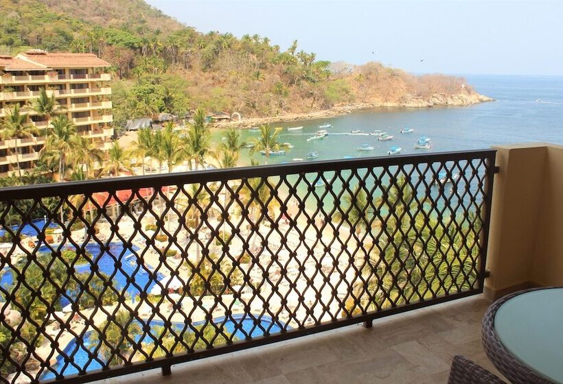 Resort Barcelo Puerto Vallarta  All Inclusive