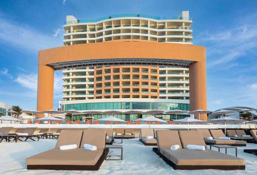 استراحتگاه Beach Palaceall Inclusive