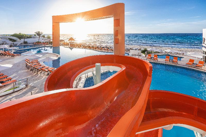 استراحتگاه Beach Palaceall Inclusive