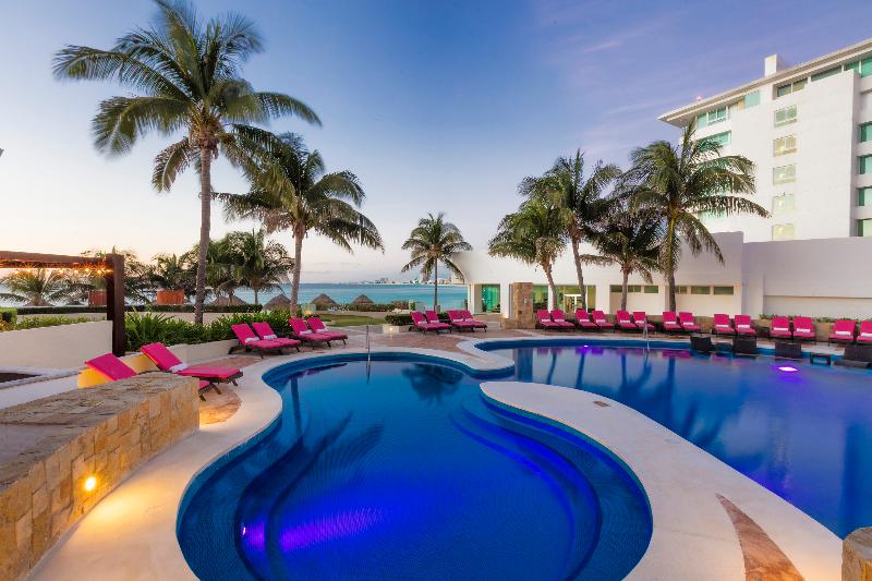 استراحتگاه Krystal Grand Cancun