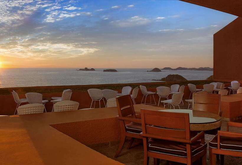 استراحتگاه Las Brisas Ixtapa