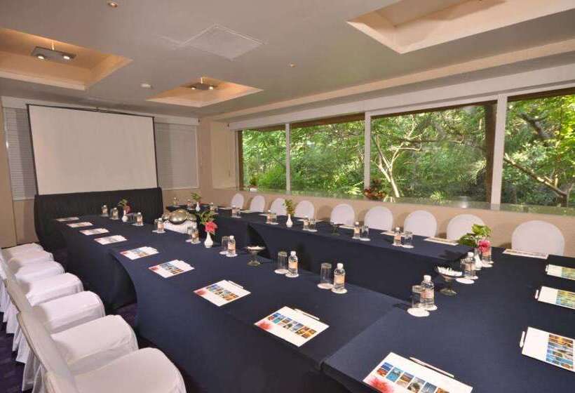 استراحتگاه Las Brisas Ixtapa