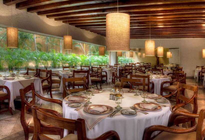 استراحتگاه Las Brisas Ixtapa
