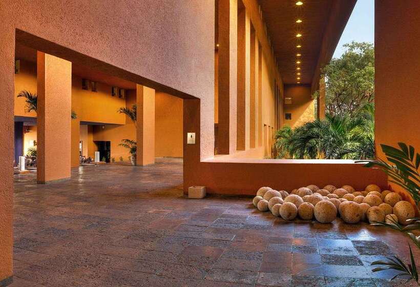استراحتگاه Las Brisas Ixtapa