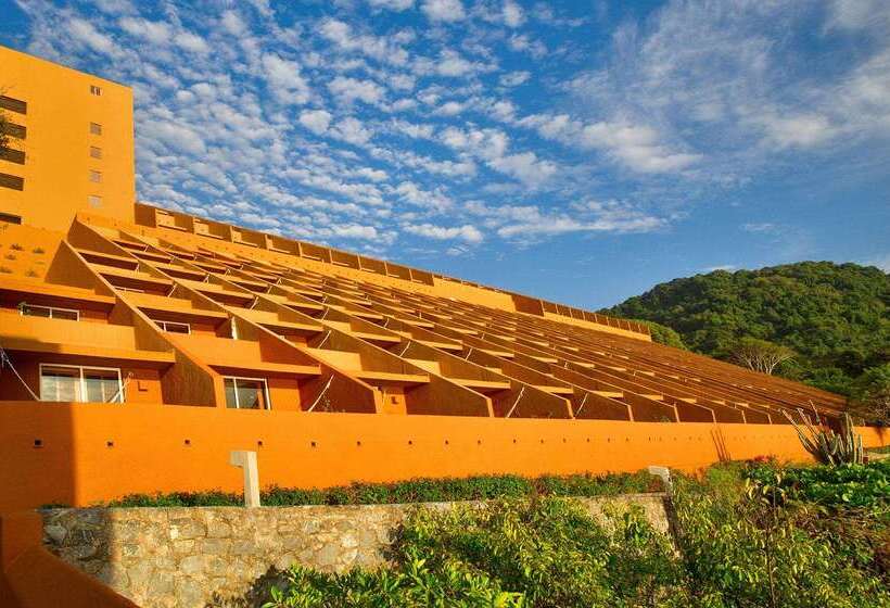 استراحتگاه Las Brisas Ixtapa