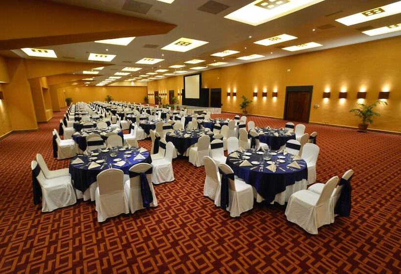 استراحتگاه Las Brisas Ixtapa