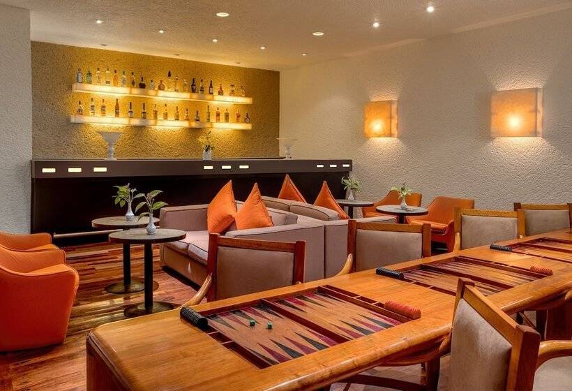 استراحتگاه Las Brisas Ixtapa