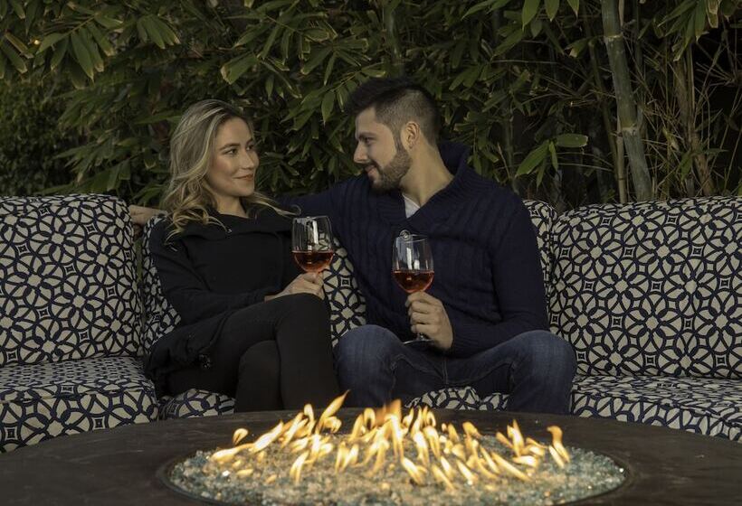 استراحتگاه San Nicolas Hotel Casino