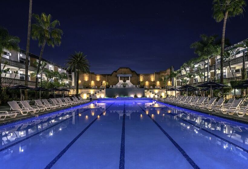 استراحتگاه San Nicolas Hotel Casino
