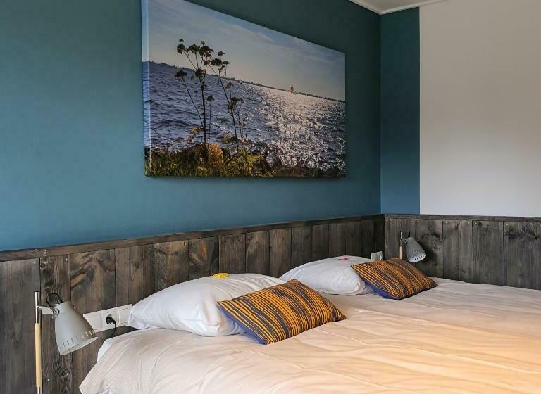 ホテル 2heerenveen