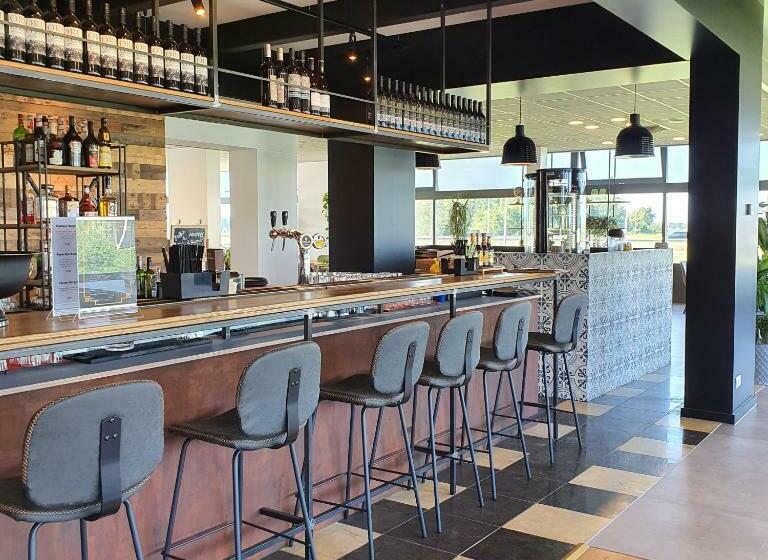 ホテル 2heerenveen